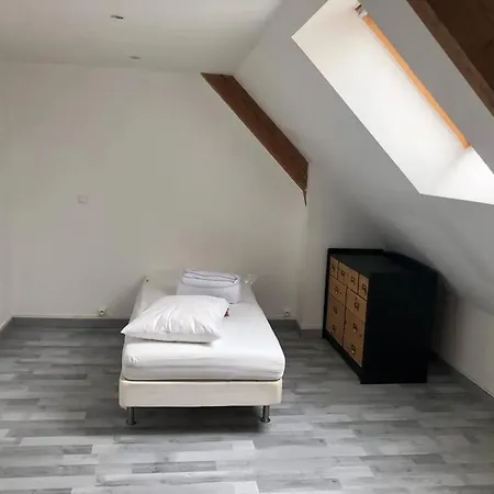 Maison Charmante En Centre-ville De Valognes, Pour 10 Pers *