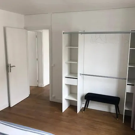 Maison Charmante En Centre-ville De Valognes, Pour 10 Pers Дом отдыха *