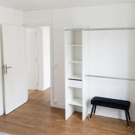 Сasa de vacaciones Maison Charmante En Centre-ville De Valognes, Pour 10 Pers